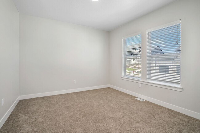 Building Photo - Pet-Friendly Upgraded 4-Bedroom Home with 3 Car Garage.