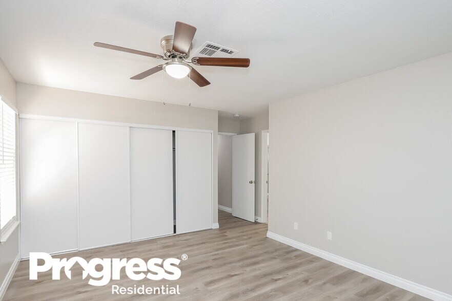 Building Photo - 350 Keating St