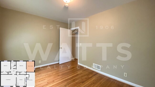 Building Photo - Silver Lake Duplex