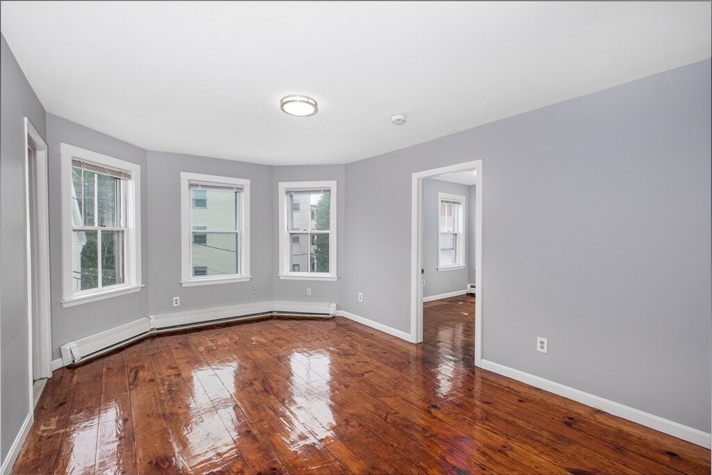 Building Photo - 10 Kilby St