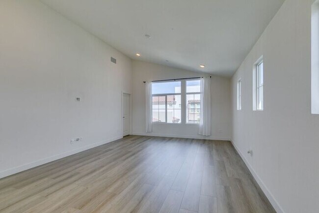Building Photo - COMING SOON - Ready End of June