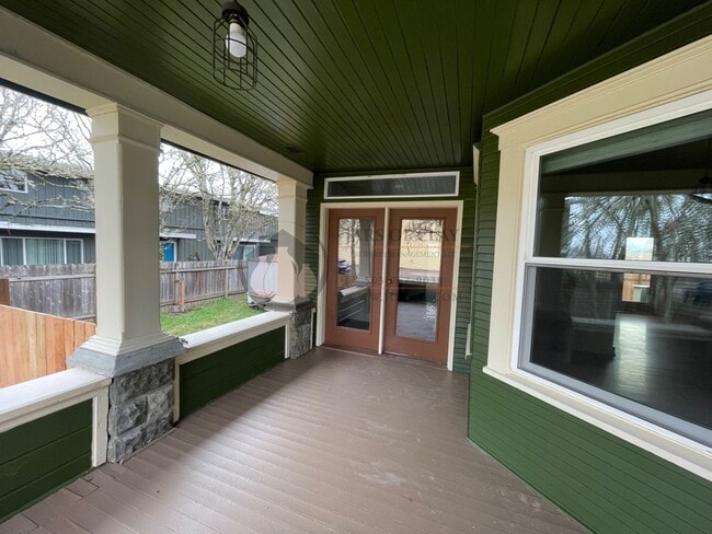 Building Photo - Charming House- Ready to Rent- Philomath