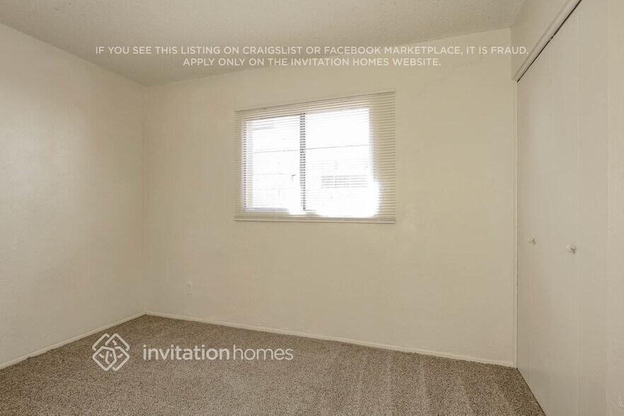 Building Photo - 3007 N 79th Dr