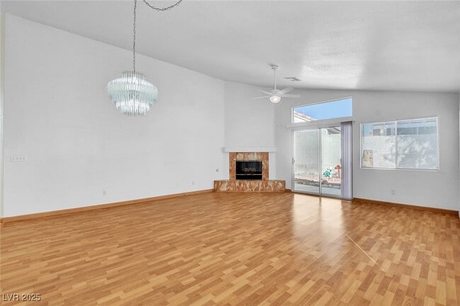 Building Photo - 9740 Bootstrap