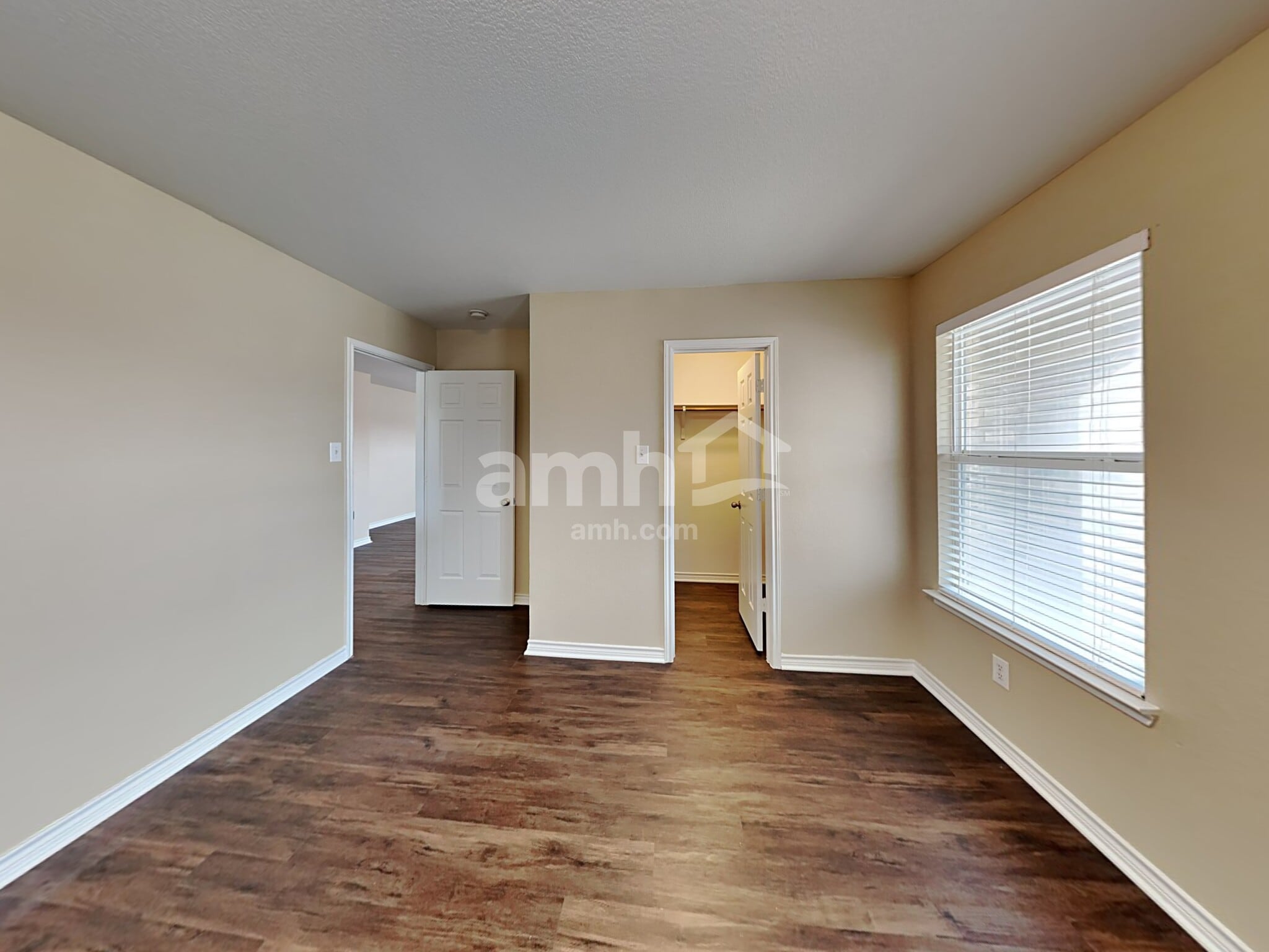 Building Photo - 5459 Montague Ln
