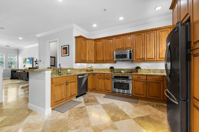 Building Photo - 25 Via Floresta Dr