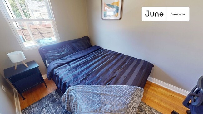 Building Photo - 2848 W Palmer