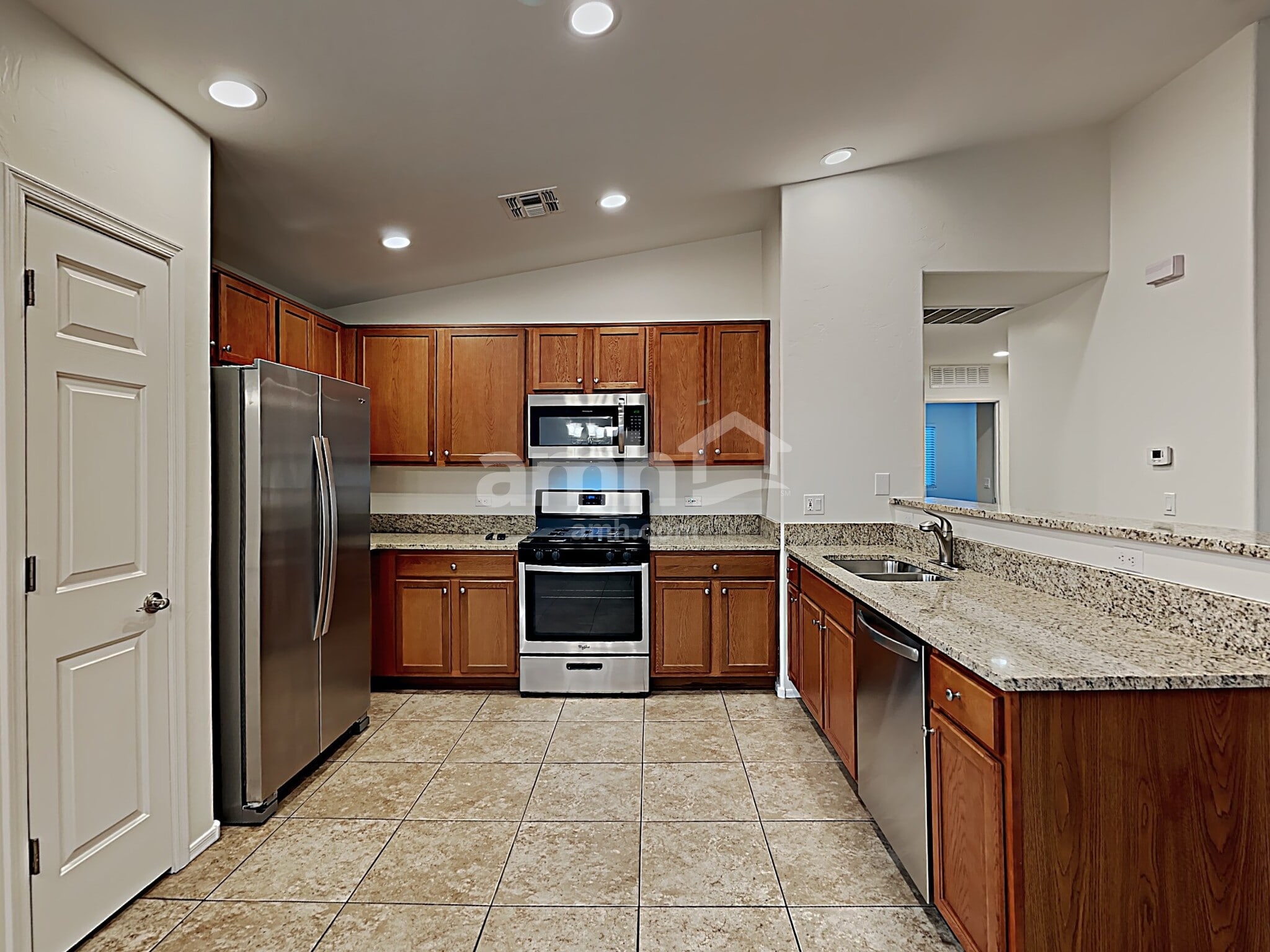 Building Photo - 866 E Ashburn Mountain Dr