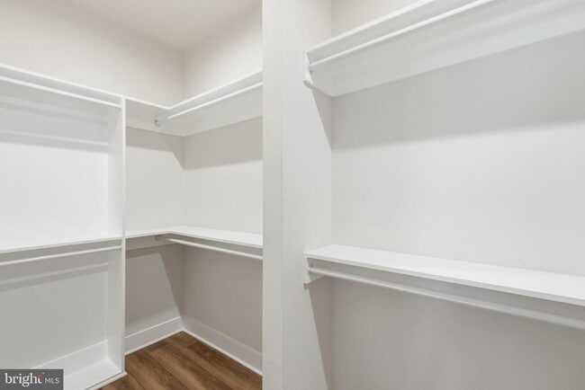 Building Photo - 100 St Ives Pl