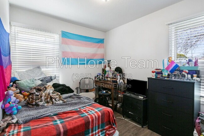 Building Photo - 732 Campbell Heights