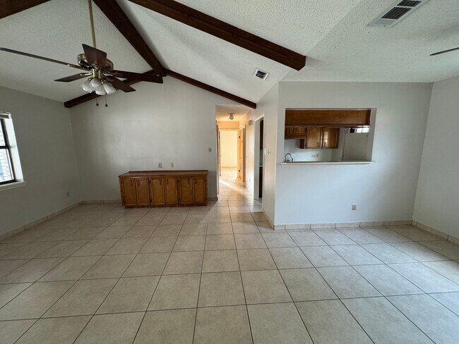 Primary Photo - 1821 Norma Ln