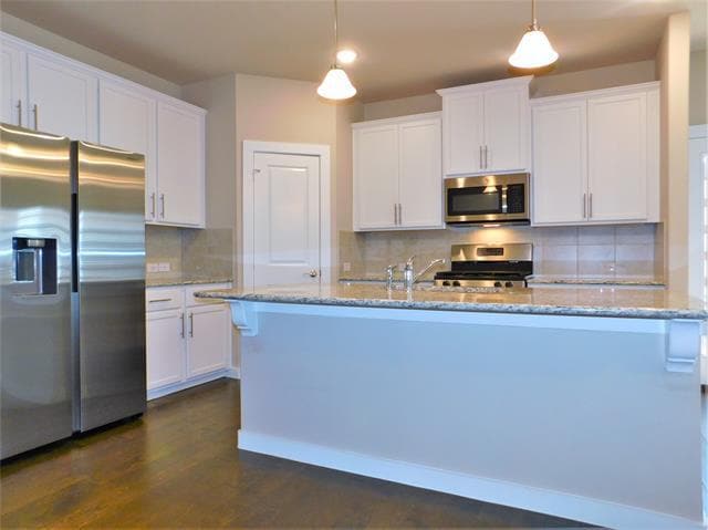 Building Photo - 2100 Paxton Way