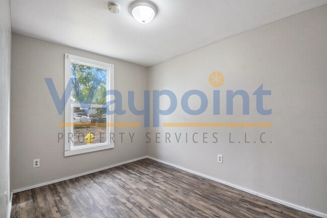 Building Photo - 19 Vandenberg Pl SE