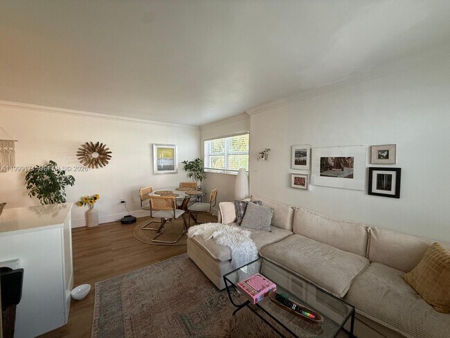 Building Photo - 801 Meridian Ave