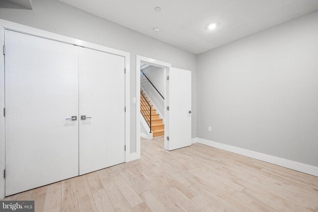 Building Photo - 1839- Blair St