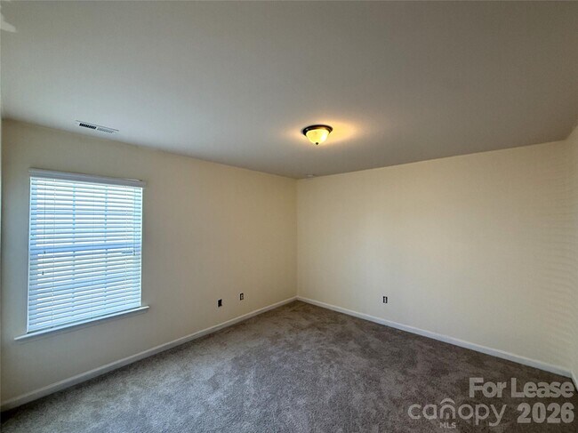 Building Photo - 6911 Agnew Dr