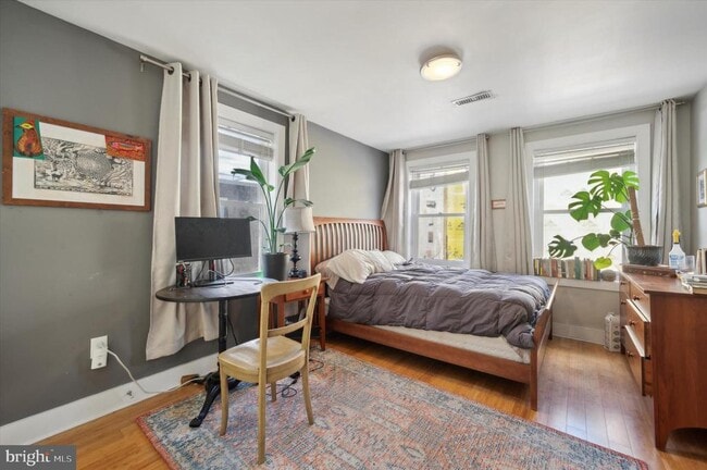 Building Photo - 1126 S 15th St