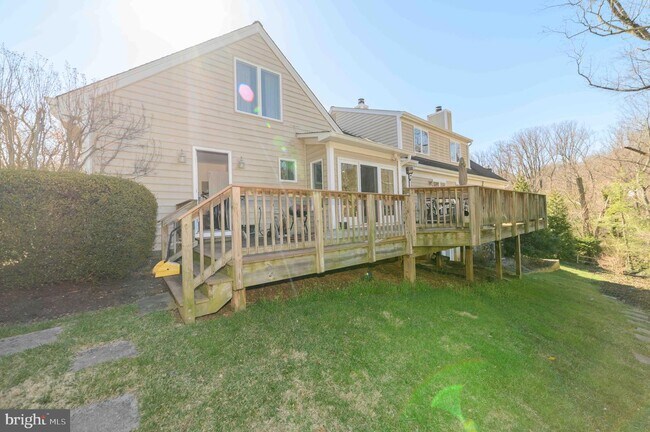 Building Photo - 4708 Randolph Ct