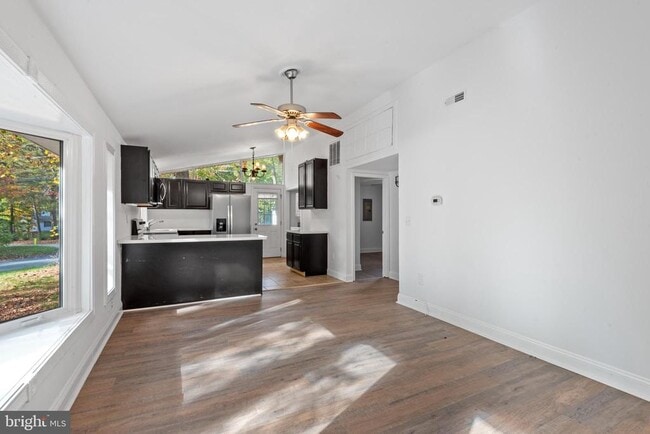 Building Photo - 802 San Mateo Trail