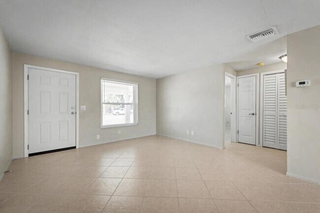 Building Photo - 3 Edmond Ct