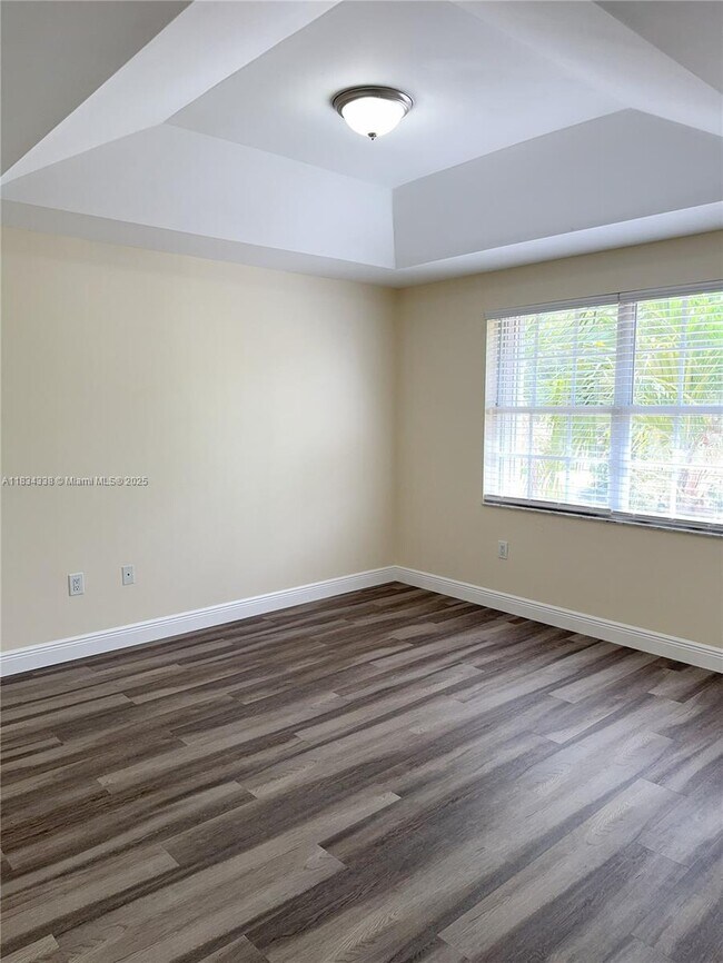 Building Photo - 5490 NW 92nd Ave
