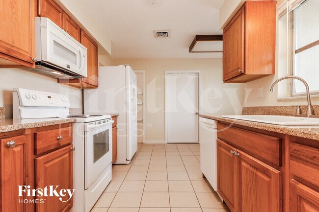 Building Photo - 6910 297th Ave N