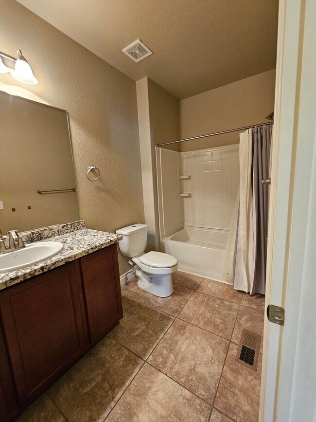 Building Photo - 18187 Kodiak Bear Ct