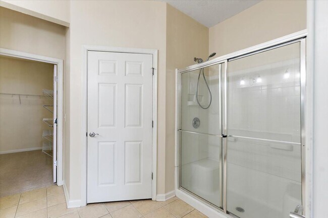 Building Photo - Great Condo in Wolf Creek!