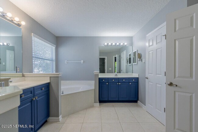 Building Photo - 6285 Wedmore Rd