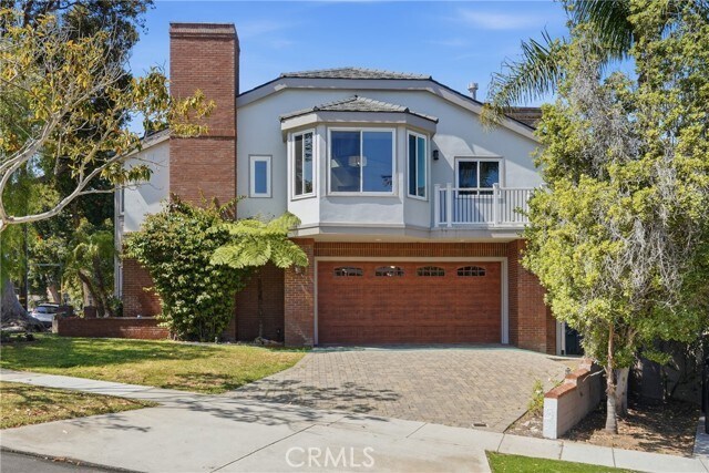 Building Photo - 601 S Gertruda Ave