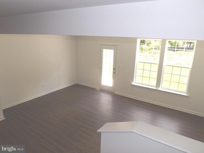 Building Photo - 65 Billau Pl