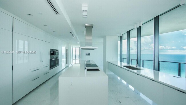 Building Photo - 19575 Collins Ave