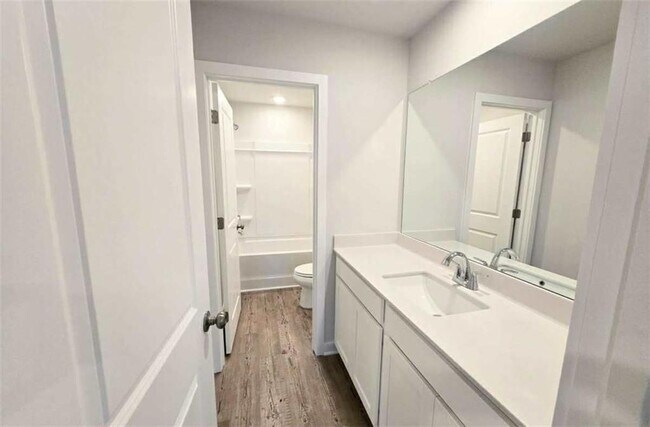 Building Photo - 2665 Mourning Dove Dr