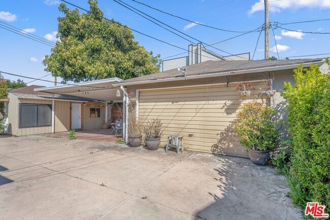 Building Photo - 128 S Madison Ave