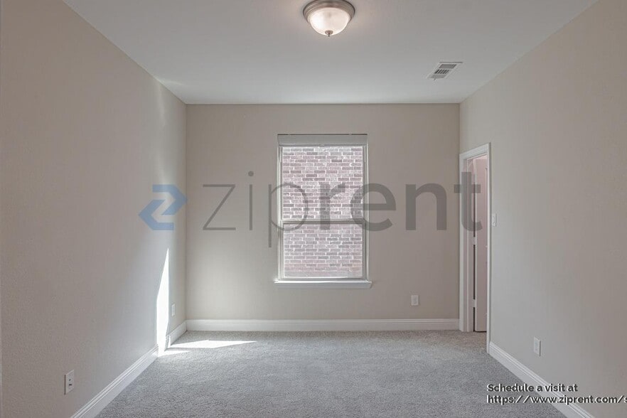 Building Photo - 6016 Cross Point Ln