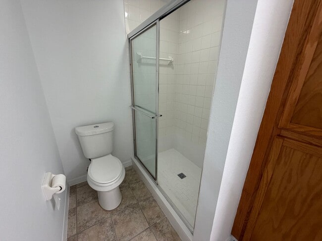 Building Photo - ANNUAL RENTAL - FAIRWAY PRESERVE- 2 BED / 2 BATH WITH LAKE VIEW