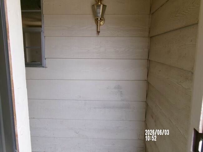 Building Photo - Beautiful 3-Bedroom, 2-Bath Home in Southeast Lawton