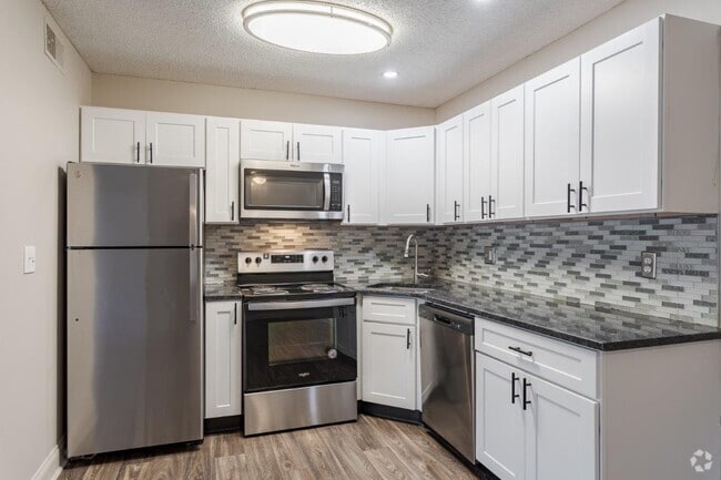 Building Photo - The Residences at Stonebrook Apartment Homes