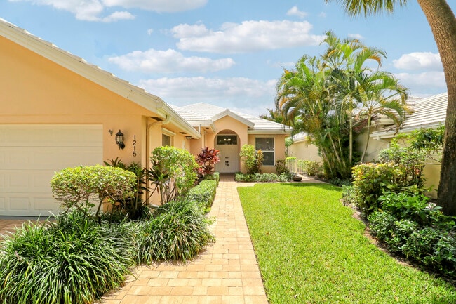 Building Photo - 1215 Gator Trail