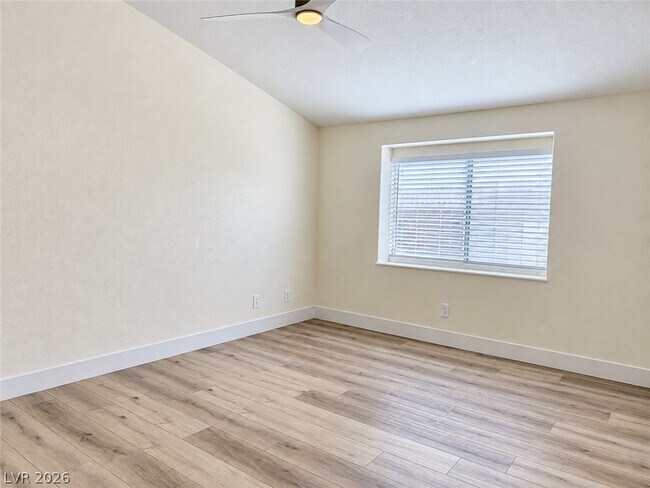 Building Photo - 3327 Erva St