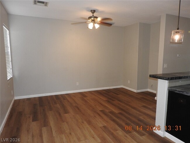 Building Photo - 8416 W Viansa Loma Ave