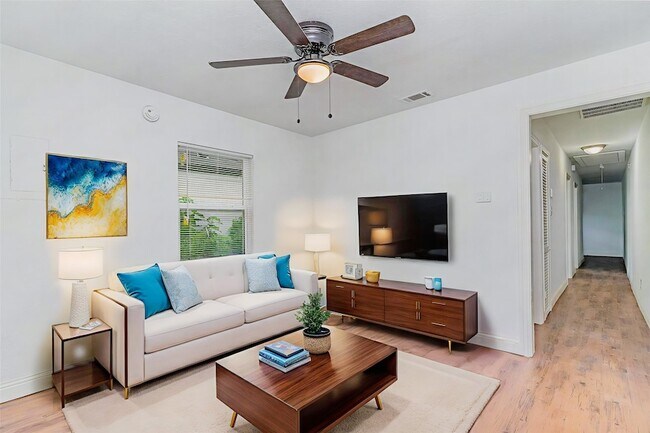 Building Photo - 2833 Marburg St