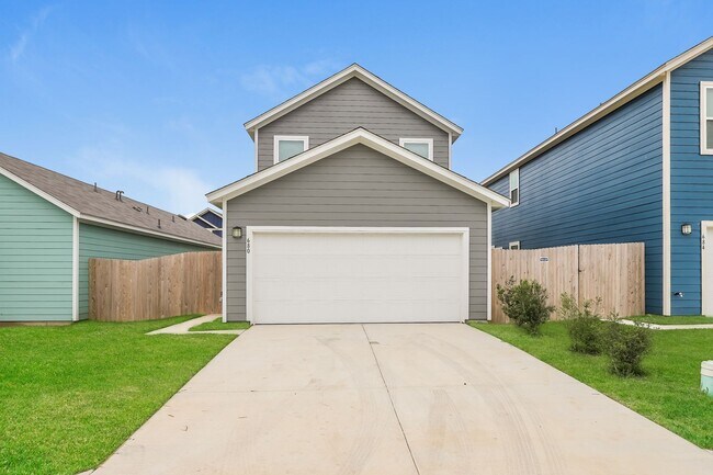 Building Photo - Amazing home ready to move in!