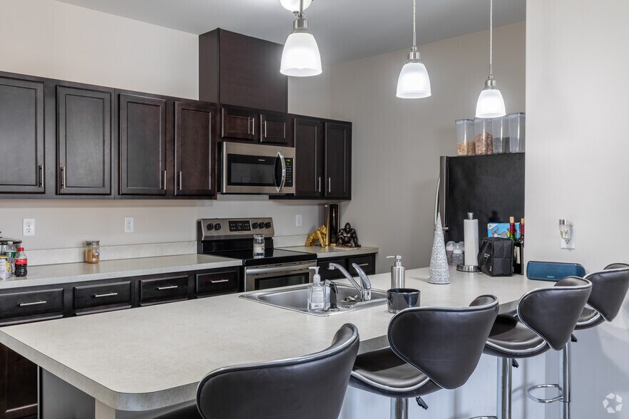 Fairway Woods of Troy 171 Oakwood Ave Troy NY 12182 Apartment Finder