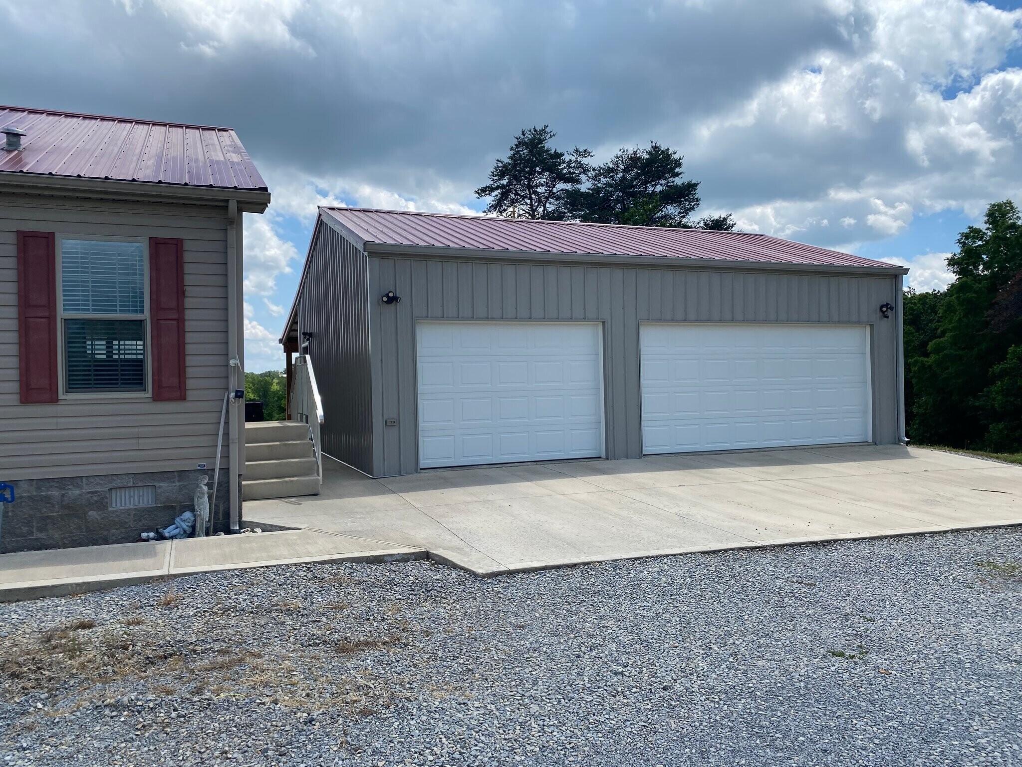 Building Photo - 204 Baker Rd