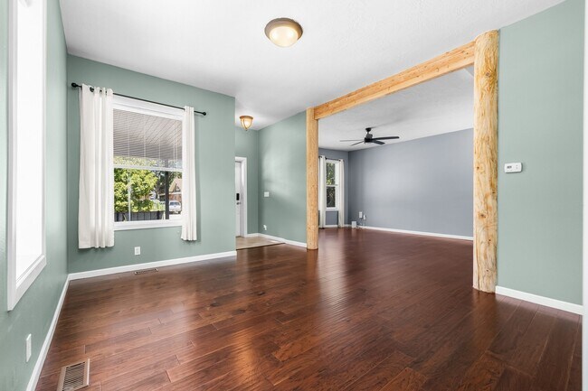 Building Photo - 436 E 1700 S