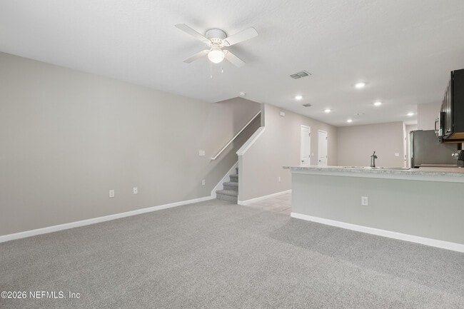 Building Photo - 5988 Creekside Crossing Dr