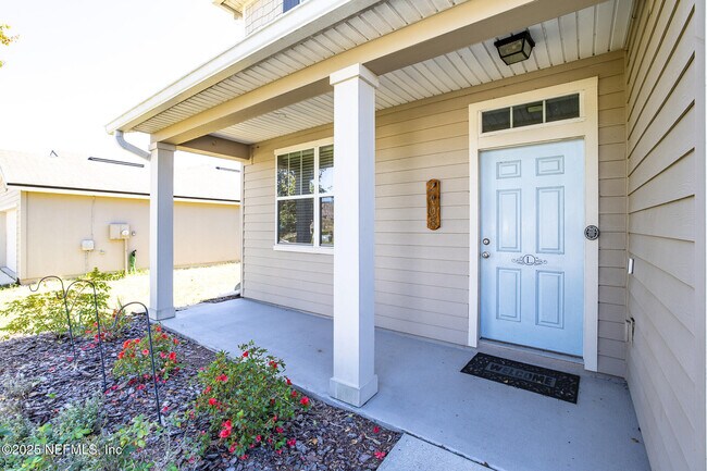 Building Photo - 2408 Bonnie Lakes Dr