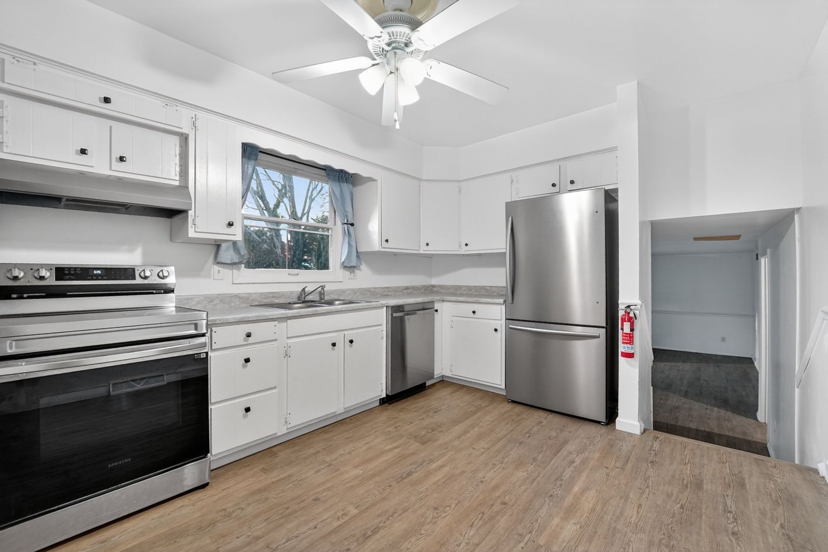 Building Photo - 10534 William Tell Ln