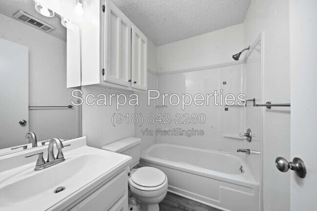 Building Photo - 13621 S 285th E Ave